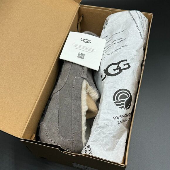 UGG Men's Ascot Slipper - Picture 2 of 7